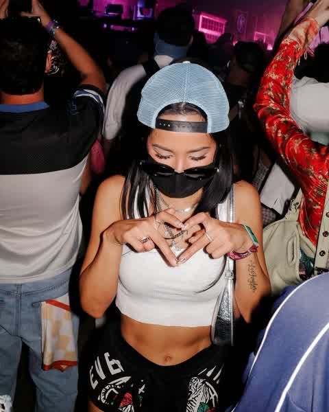 bd0239c269f25b56eaf1e8326924d0eac11ba25b7f672ca4c2d79190a409196e thumbnail