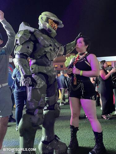 251118417722377556979724343140858009767 thumbnail