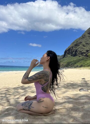 248605743105821448575564984073323737513 thumbnail