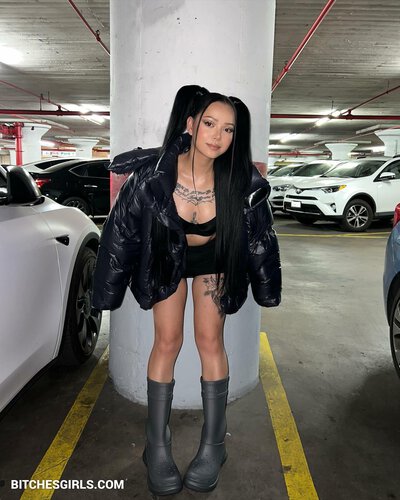 179483544205185679035280714642360942370 thumbnail