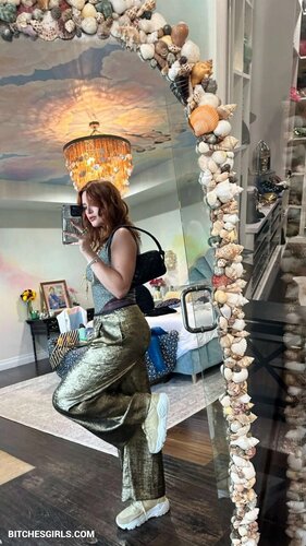 319439467889235776064054854222167049930 thumbnail