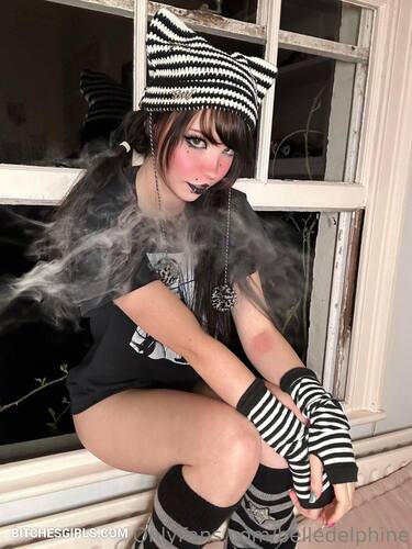 183650815345164412326087565426395211044 thumbnail