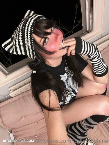 315281781820659376657183539404241169260 thumbnail