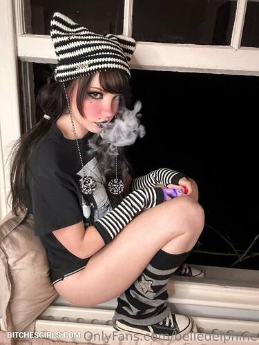 55017623141612553867327615265440598368 thumbnail