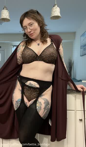 a54e00aacd5dc885d1c3da78f2a19ccf22fde3d75a339600c8056cf383baedba thumbnail