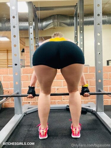 292183952655607331116973429010449408424 thumbnail