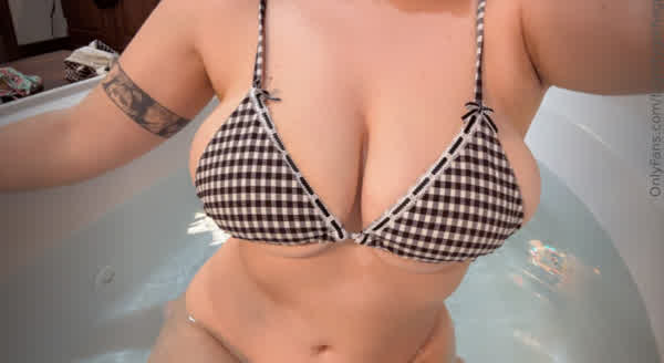 cdc1bd6ffedfa370caa3d01fb9d1095436454ed91c1f0c799bf1a15751e7968c thumbnail