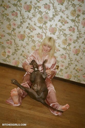 312100716032272653624304585541402793695 thumbnail