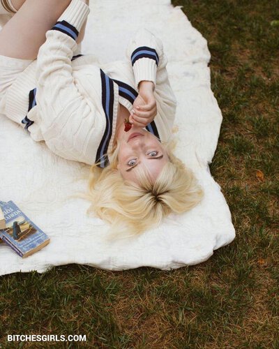 58692981337802282758438149288800085870 thumbnail