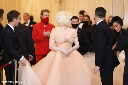 118225281893260954754413564914406682376 thumbnail