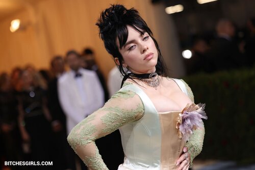 125664018605767793492836540494879218320 thumbnail