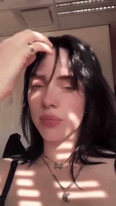 Billie Eilish Pale Nude Videos - Billieeilish Singer Porn Videos