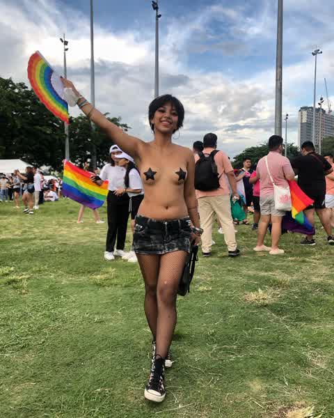 ae3ffcf2253e021835449ac1f01e9b3fd6f6cf1a0cd418ab373e7aad44ffd594 thumbnail