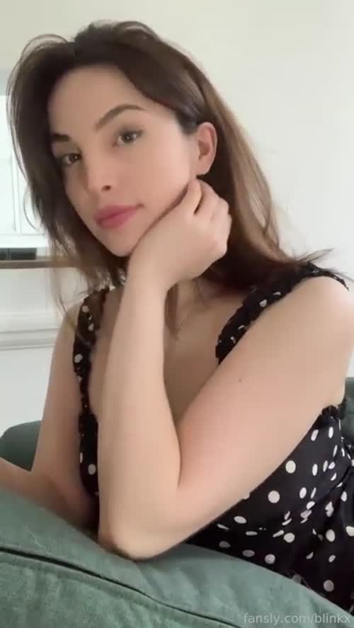 2b44766cfb425f2b4aca3285f10c2b37088ef43a5c5c38e1c6d3bd0fb9664f71 thumbnail