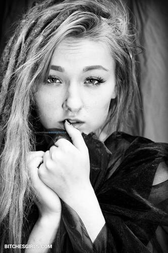 210851193120424562231468901982623582724 thumbnail