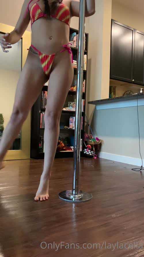 de5eb551fec0bedb0317dbae010abb40d790a4f164ebd502edd191b73e019f62 thumbnail