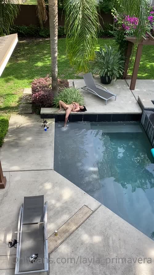 e457c31c1299f0edd84b2c07514c86615700406554b8cc97cb6475b6fd225c43 thumbnail