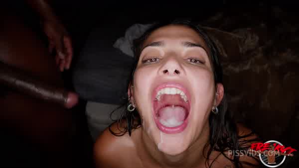 b2828f2b01d83585606a2cf2d29a8888894b32eda7ade876455c36b88afda5bb thumbnail