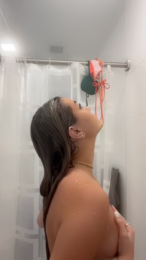 38168095564101182556490901485881658751 thumbnail