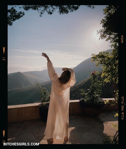 141797547310128233016486640062679623823 thumbnail