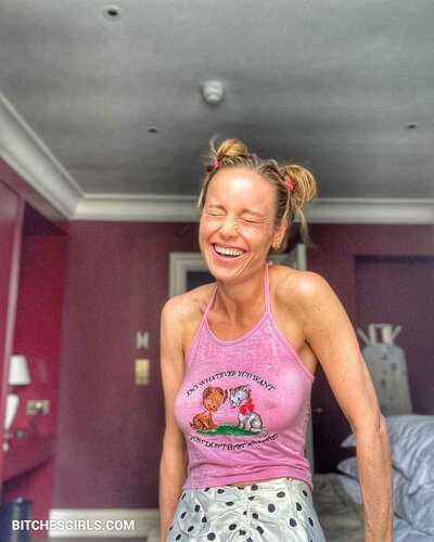 300305080045244058643186521094307288009 thumbnail