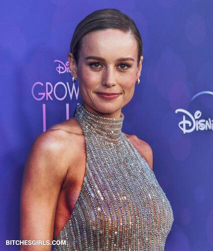 285076214575453967575425962900040045406 thumbnail