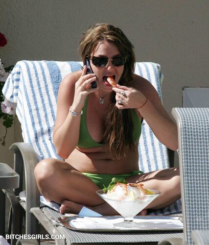 285448522205031768782561603340592494229 thumbnail