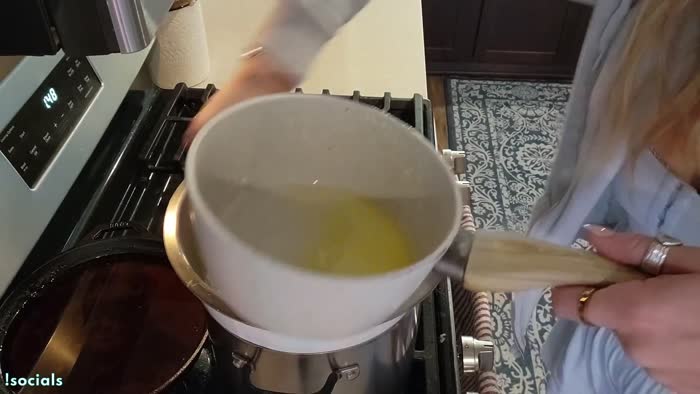 9eb5656f1bd479c34e33cd08ddaae5d02550dabb1d28b282276121b973ac8822 thumbnail