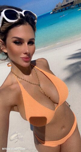 282696930823595713601525814713527551806 thumbnail