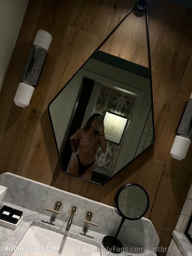 332722060368456597605634978450351297740 thumbnail