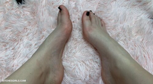 334630701002421596080962806134045629871 thumbnail