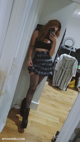 262380695838963212717093372187337856060 thumbnail