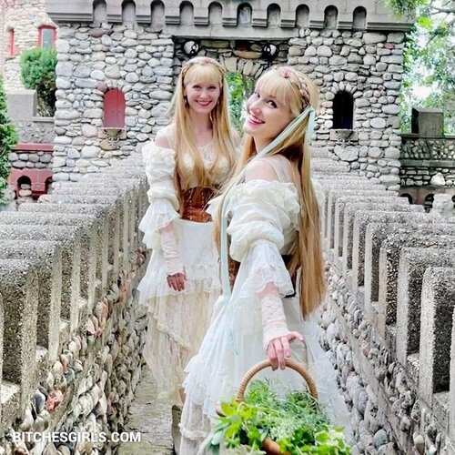 208355429708378478396704616602227170559 thumbnail