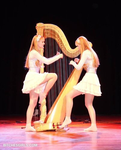 212491493886182256871728267677425809406 thumbnail