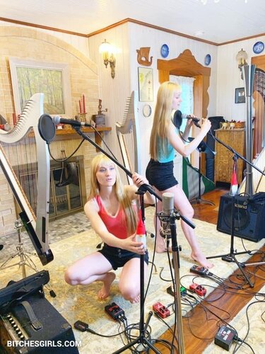 310109959072609300383053829866371425755 thumbnail