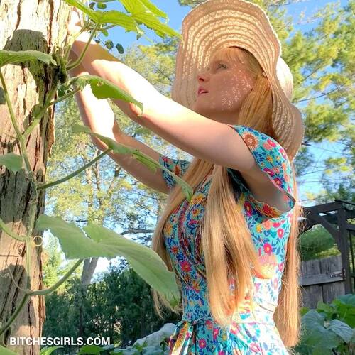 56791376838164237643503897979260417740 thumbnail