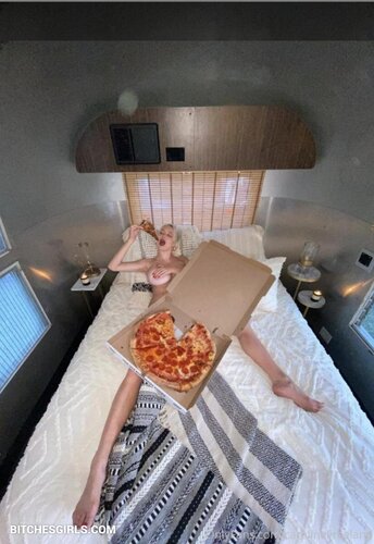 318704369167802398848256347795309681532 thumbnail