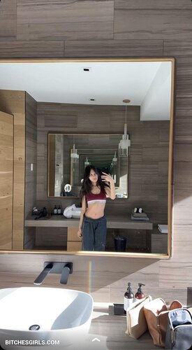 160520471086339270538765256256234812977 thumbnail