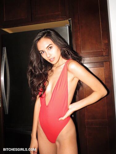 296071464717737345198310430540394545304 thumbnail