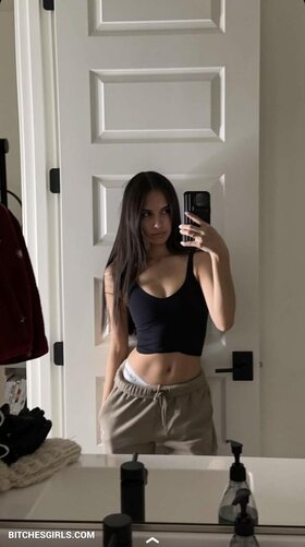 338079235832704975841865784243441319448 thumbnail