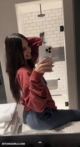 232627928176894053352636235809577031543 thumbnail