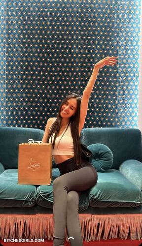 148547412923023425436028961120959747574 thumbnail