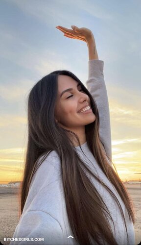 209148008985157228974033315106551814004 thumbnail