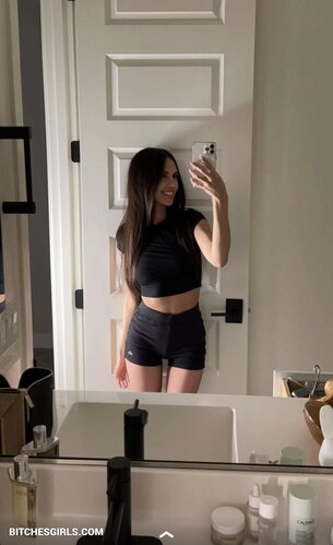 189669454692002156177067019969369878788 thumbnail