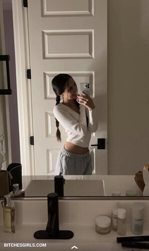 210593745756622823031718776757668279206 thumbnail