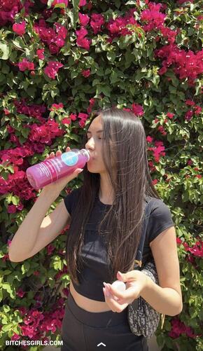 223883092174325297860713063788860831042 thumbnail