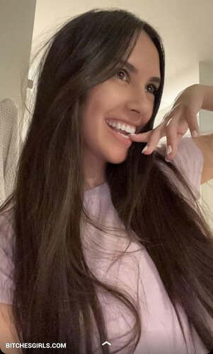 56226263448693302458787296644932818957 thumbnail