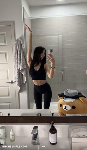 315113219480100778640703269028004372431 thumbnail