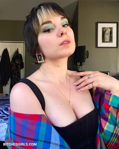 244019010225621637549728739715842384175 thumbnail