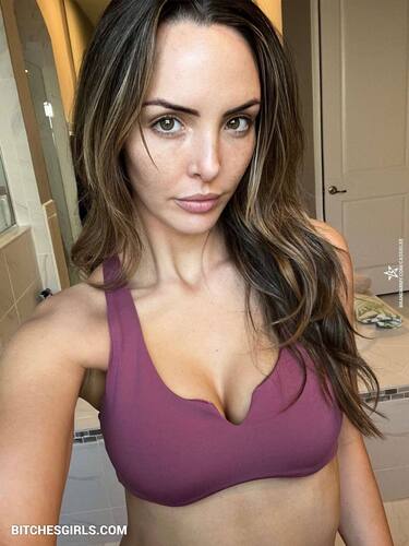 263169272172010796458100558744804005271 thumbnail